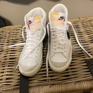 Women’s High Top Nike Blazer
